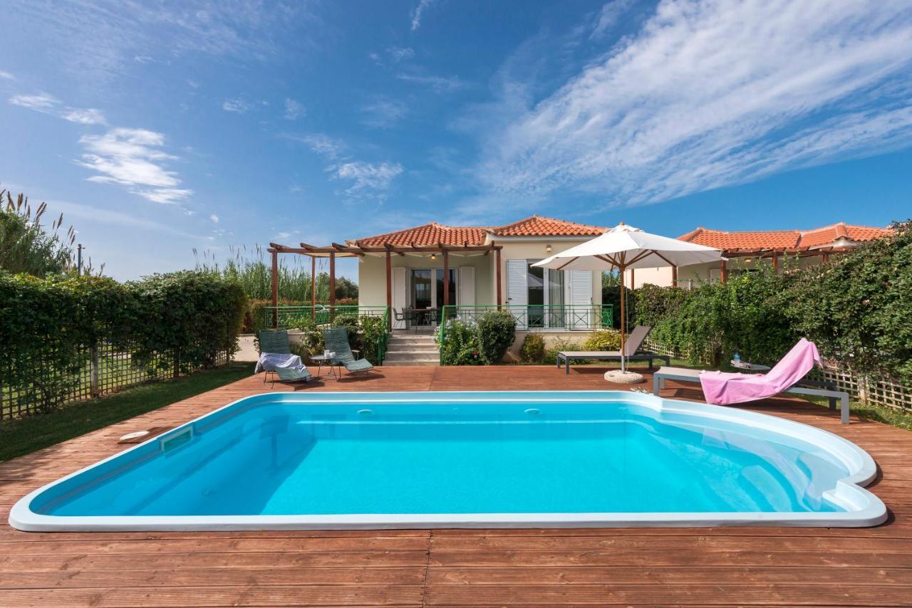 Venus Villa With Private Pool, 2Min To The Beach Finikounta Ngoại thất bức ảnh